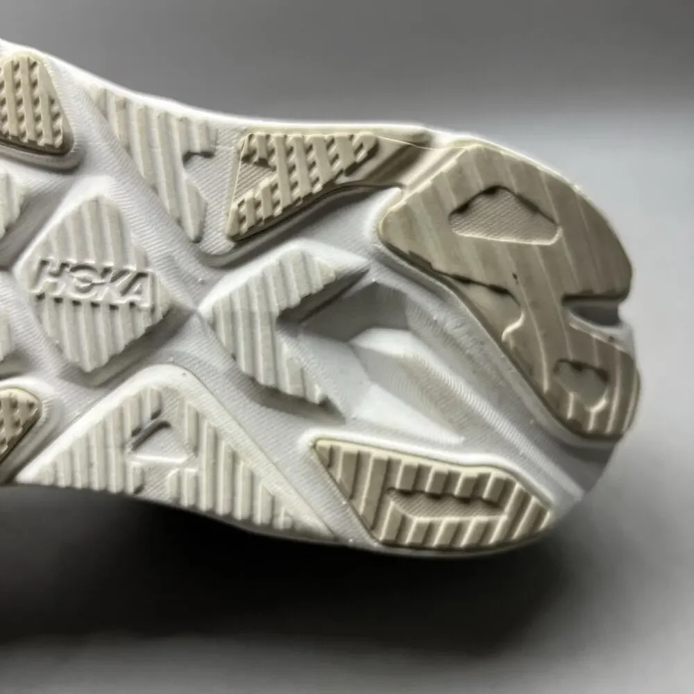 Hoka One One hoka one